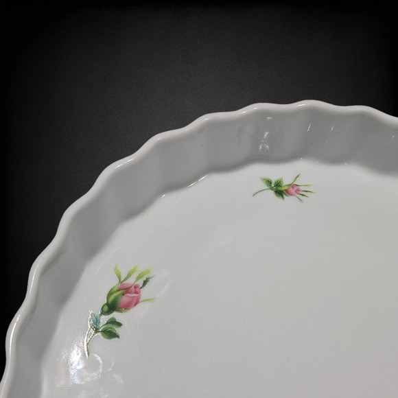 1950s Vintage White Pink Floral Beveled Porcelain 9.5 Inch Quiche Tart Pie Pan - Picture 3 of 9